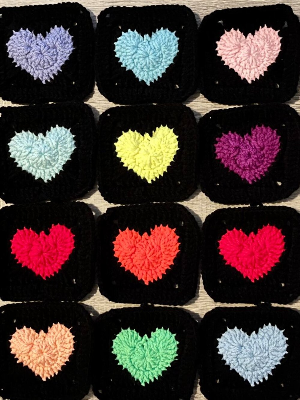 Lot of 20 5” Neon w/Black Heart Crochet HEART GRANNY SQUARES Afghan DIY Throw